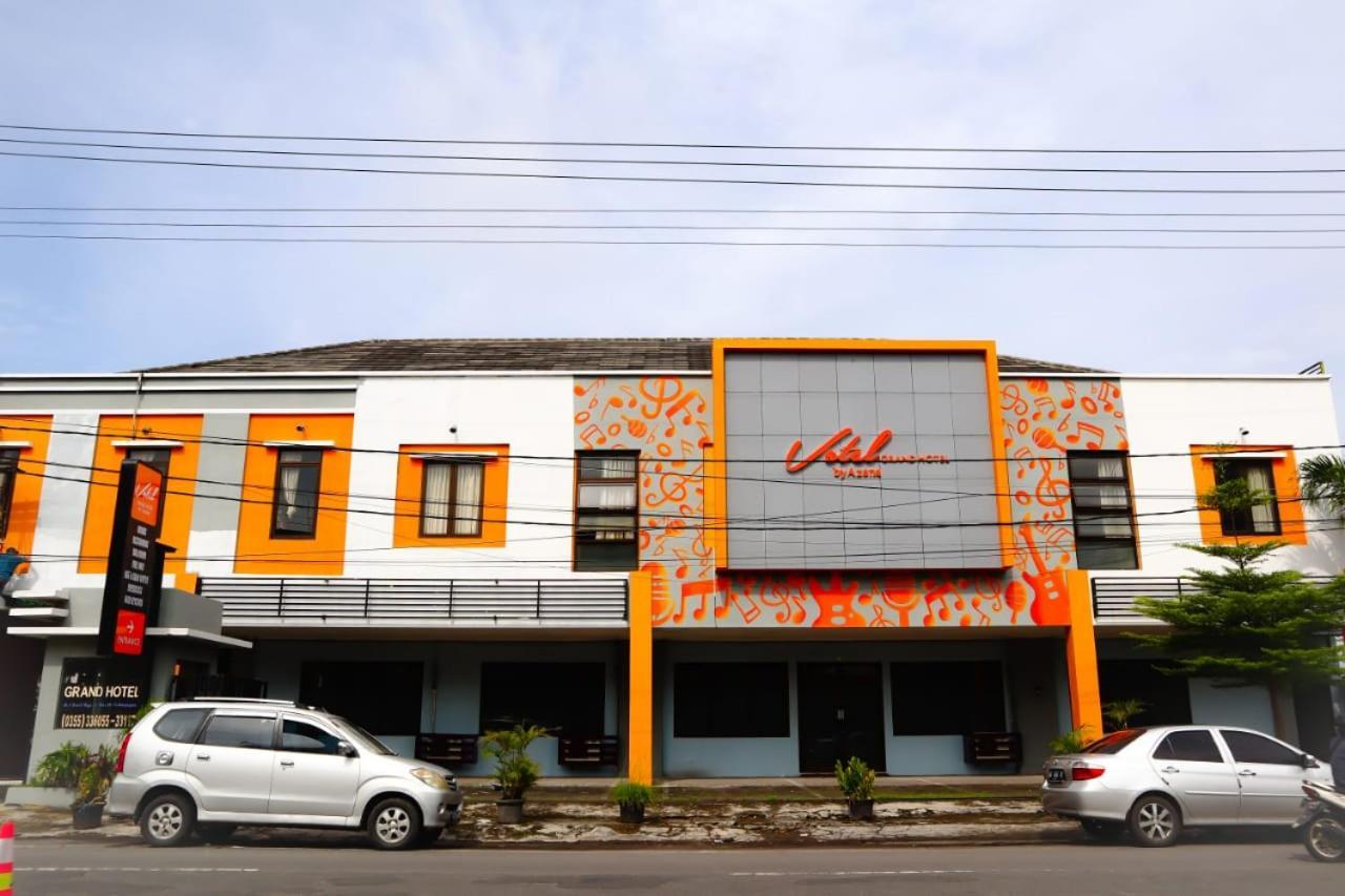 Votel Hotel Tulungagung Bagian luar foto